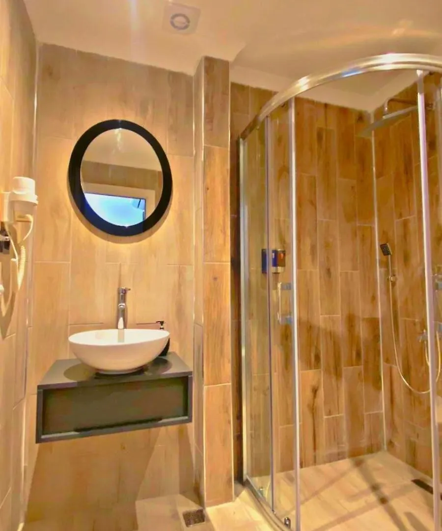 Green Nazar Hotel ترابزون