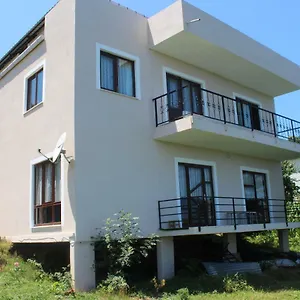  فيلة Berat House